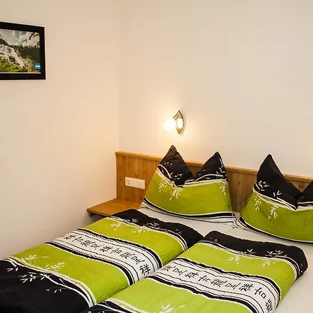 アパート Valentina ノイシュティフト・イム・シュトゥーバイタール